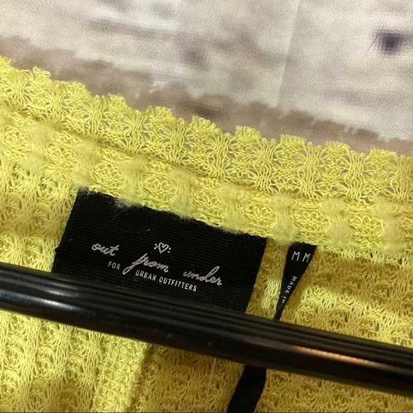 URBAN Outfitters Super Soft Citron Oversized Waffle Knit Top NWT - Picture 8 of 10